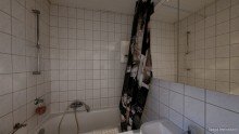 Bad 2. OG Bild 2 !!! Bewohnen, zusammenwohnen, vermieten unweit der Herner Innenstadt... Dies ist bei diesem Objekt alles m�glich !!!