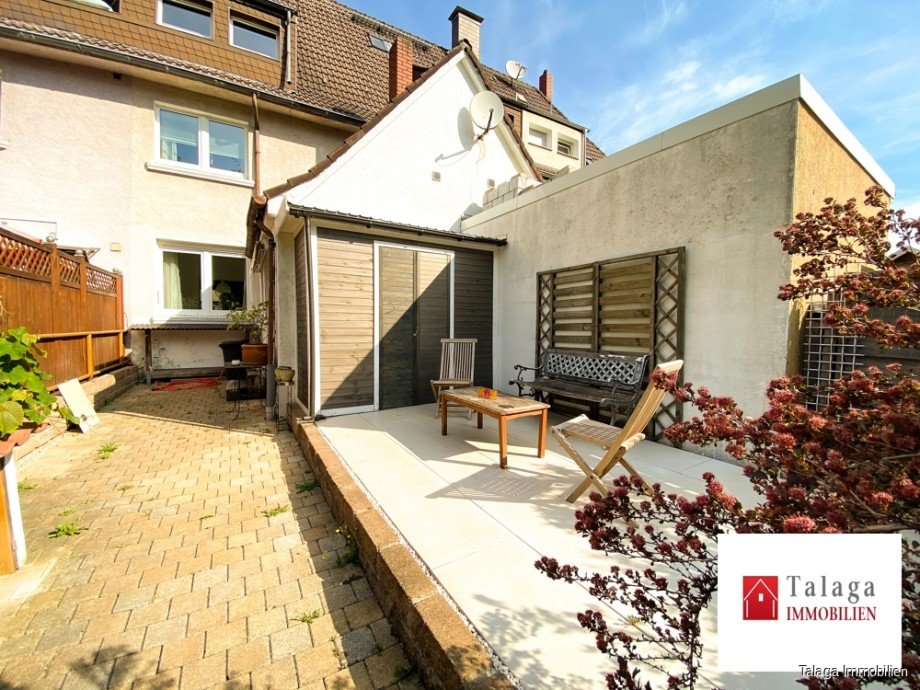 Blick vom Garten aufs Haus Reihenmittelhaus Marl