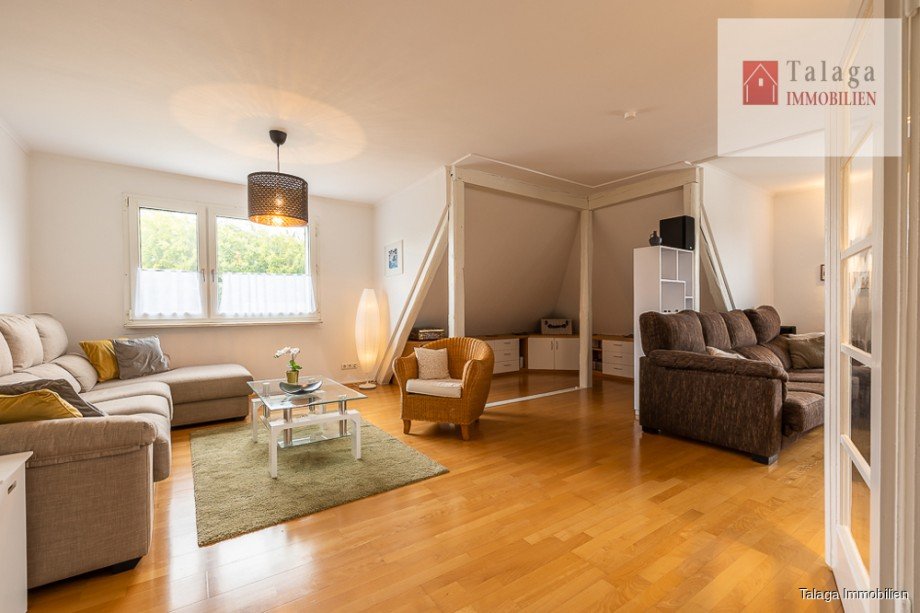 Wohnzimmer Dachgeschosswohnung Essen