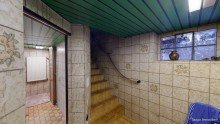 Aufgang Kellertreppe !!! F�rs Seepferdchen wird jetzt Zuhause trainiert !!! verkauft