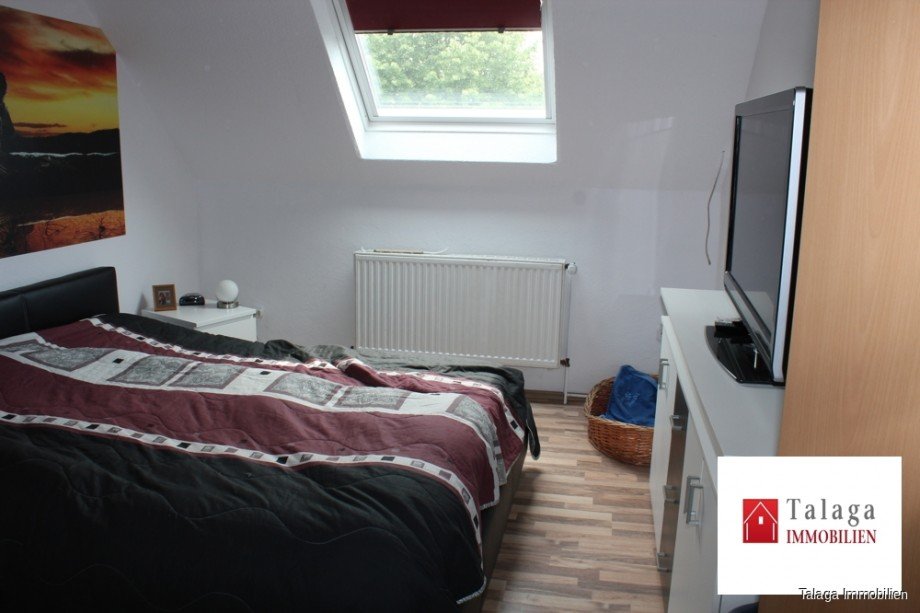 Schlafzimmer DG Bild 1 Zweifamilienhaus Herne