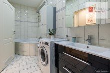 Bad !!! Hohe Decken und ein Wohnbereich zum Verlieben gesucht ? - Herzlichen Gl�ckwunsch, gefunden !!!