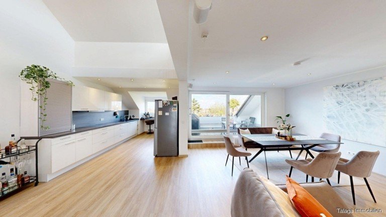 Wohn-Essbereich Bild 2 Bochum Loft-Studio-Atelier !!! Den Blick �bers Weitmarer Holz genie�en - ein offenes Wohnkonzept, das einfach �berzeugt !!!