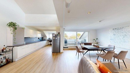 Hauptbild !!! Den Blick �bers Weitmarer Holz genie�en - ein offenes Wohnkonzept, das einfach �berzeugt !!!