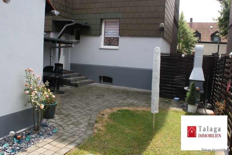 Garten Bild 1 Herne Zweifamilienhaus !!! Mit der ganzen Familie unter einem Dach wohnen.. Das ist bei diesem Objekt m�glich !!!