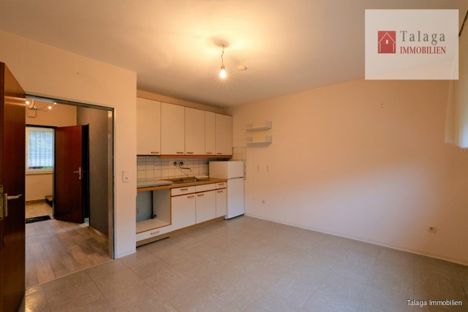 Wohnbereich Einliegerwohnung mit Kochnische Bild 2 Reiheneckhaus Bochum