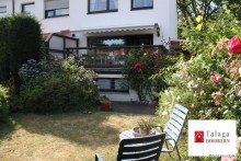 Blick vom Garten aufs Haus !!! Hier ist Ihre neue Wohlf�hl-Oase - mit viel Platz f�r Ihre Liebsten !!!