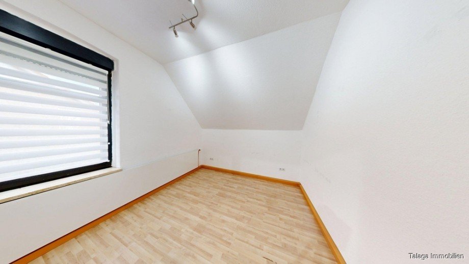 Schlafzimmer OG Bild 1 Doppelhaush�lfte Herne