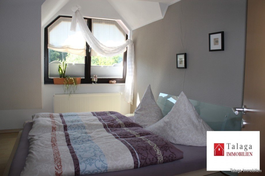 Schlafzimmer OG Bild 1 Maisonettewohnung Herne