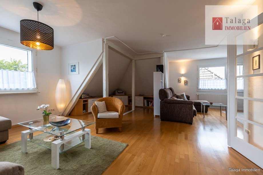 Wohnzimmer Dachgeschosswohnung Essen