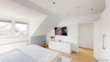 Schlafzimmer Bild 2 !!! Den Blick �bers Weitmarer Holz genie�en - ein offenes Wohnkonzept, das einfach �berzeugt !!!