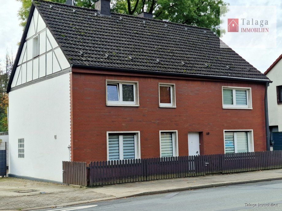 Hausansicht Stra�enfront Einfamilienhaus Herne