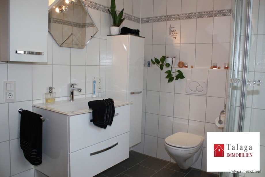 Bad OG Bild 2 Maisonettewohnung Herne