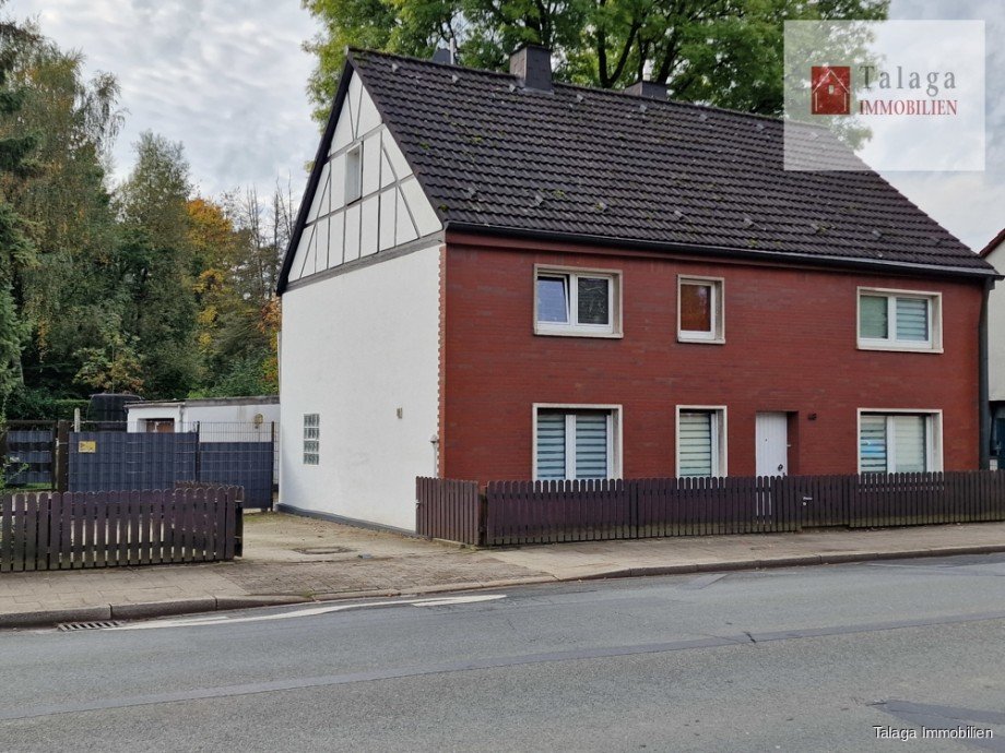 Hausansicht Stra�enfront Einfamilienhaus Herne