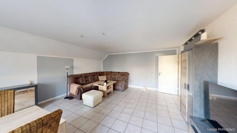 Wohnzimmer Bild 5 Herne Etagenwohnung !!! Endlich Zuhause angekommen, Schatz !!!