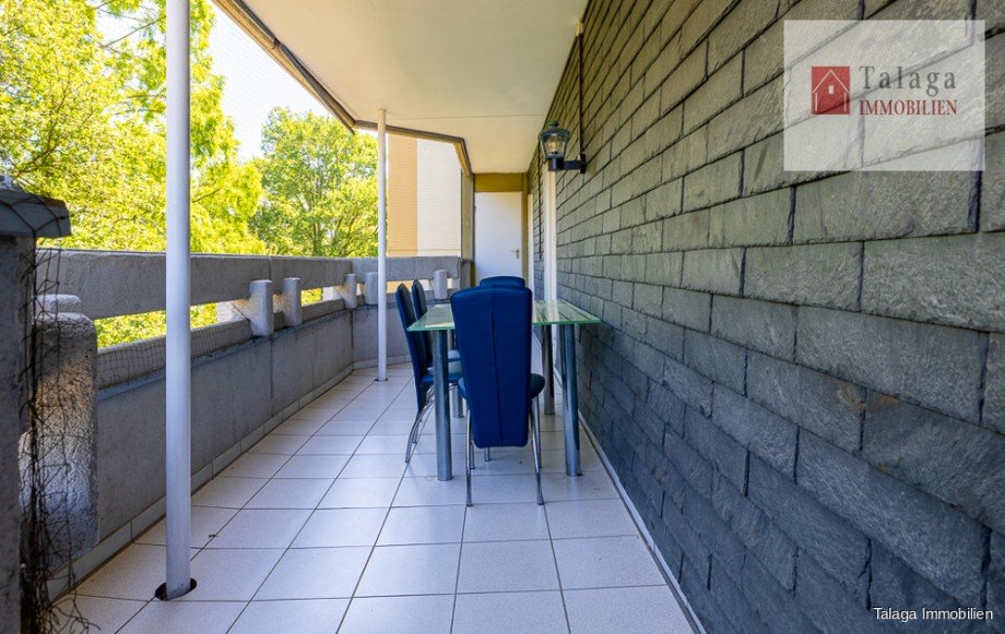 Balkon an den Schlafr�umen Etagenwohnung Herne