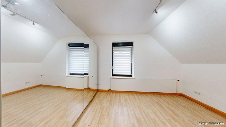 Schlafzimmer OG Bild 2 Doppelhaush�lfte Herne