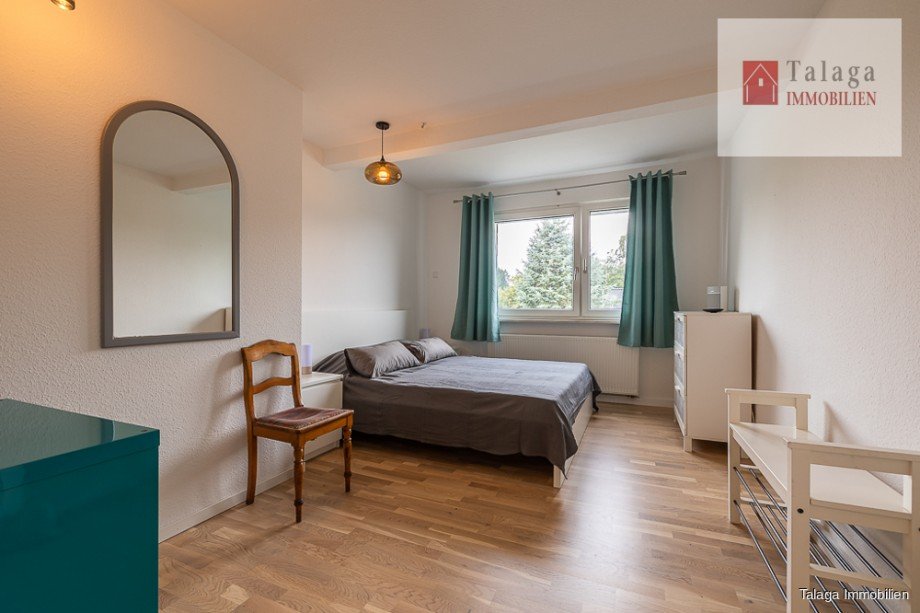 Schlafzimmer Dachgeschosswohnung Essen