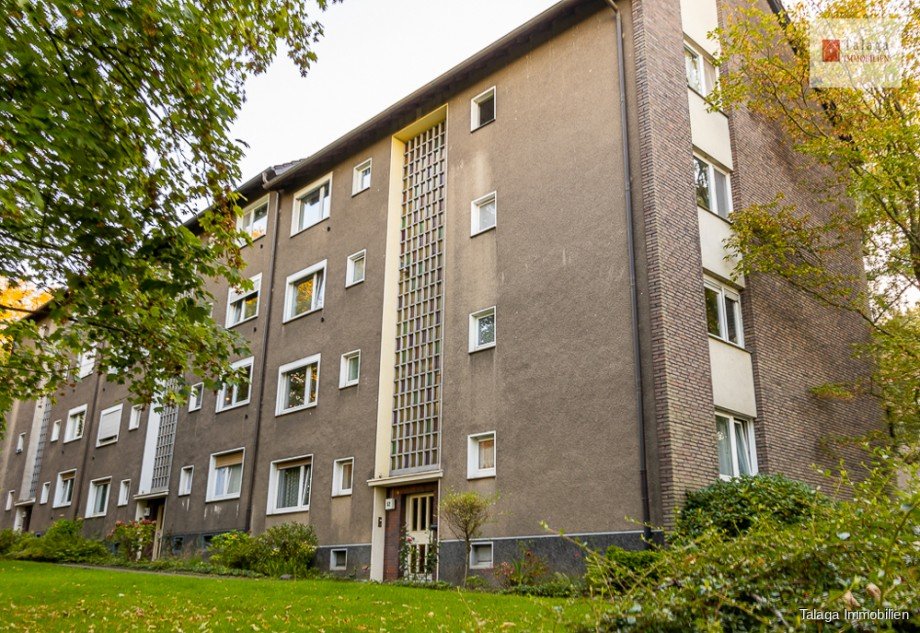 Vorderansicht Haus Erdgeschosswohnung Bochum